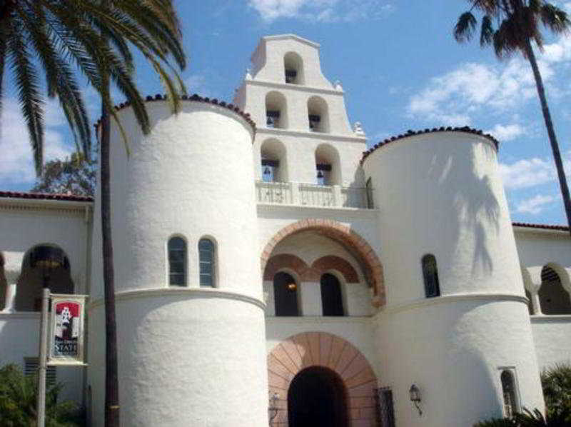 Motel 6 San Diego - Mission Valley Exterior foto
